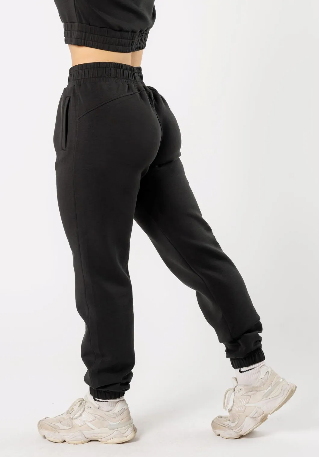 AirFit™ Rest Day Jogger Black