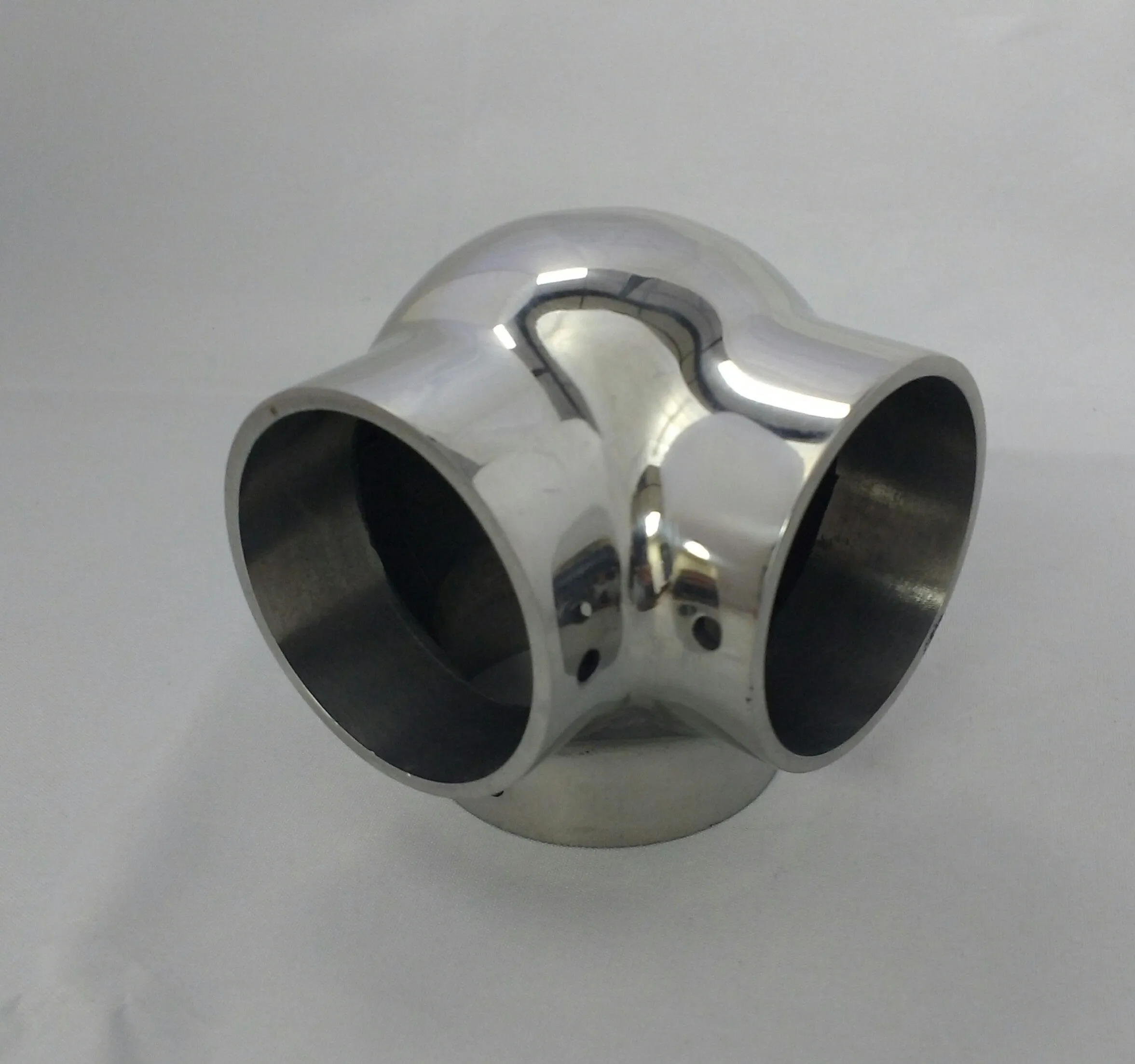Ball Side Outlet Elbow for 2" Tubing