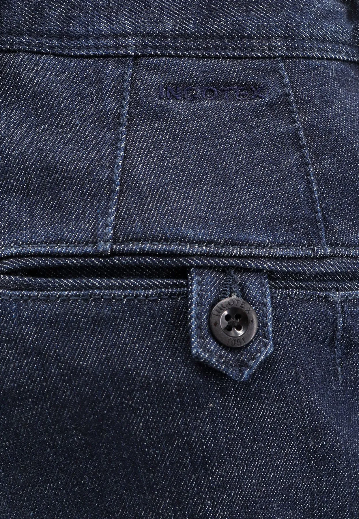 Basic Tapered-Leg Jeans