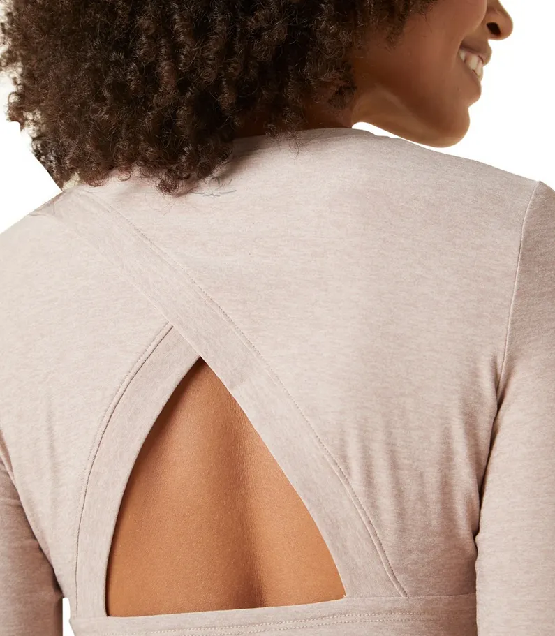 Beyond Yoga Featherweight Peekaboo Pullover