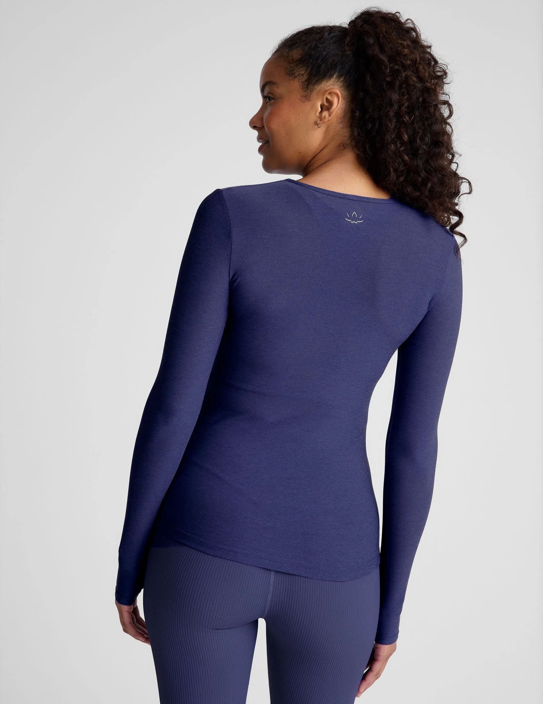 Featherweight Classic Crew Pullover
