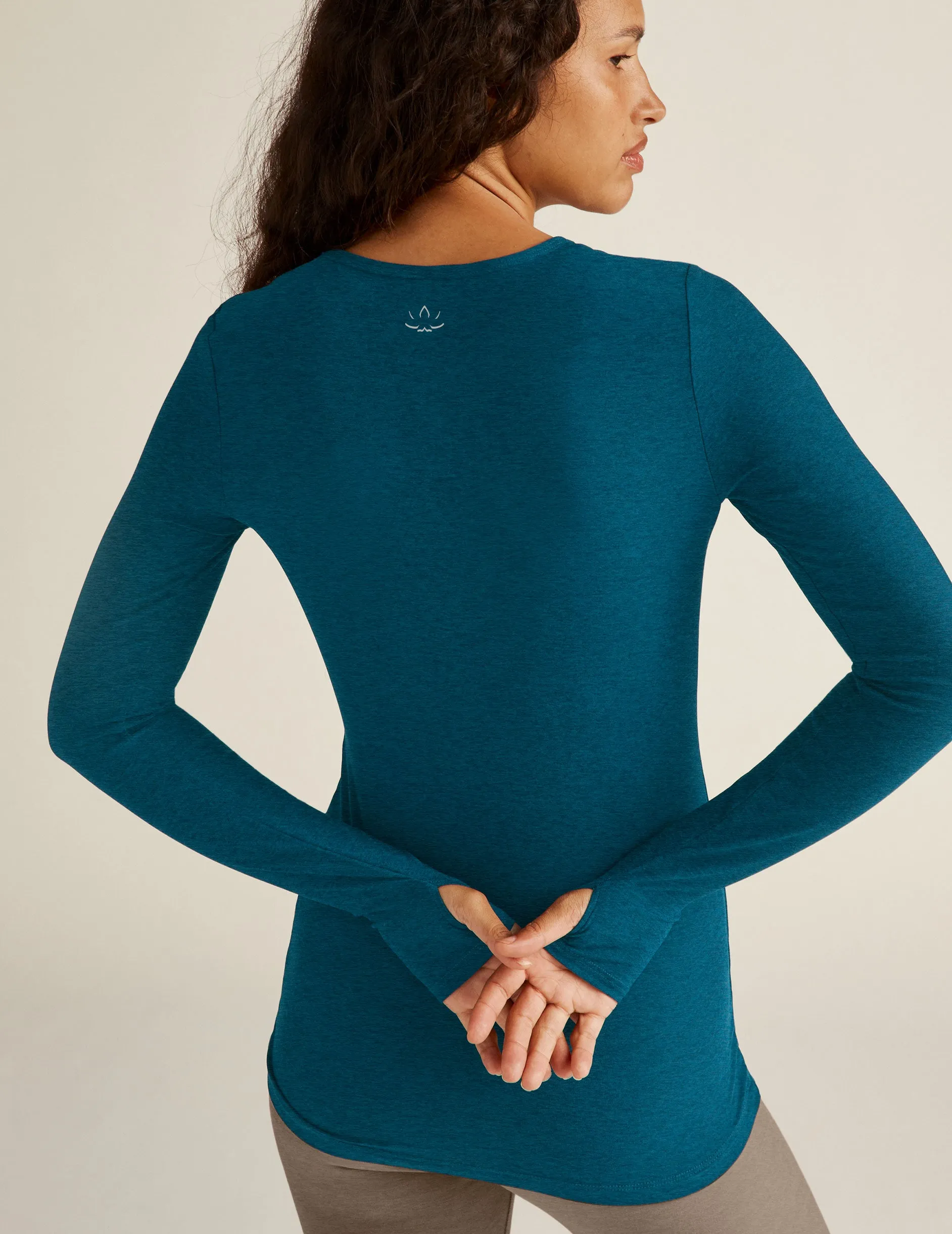 Featherweight Classic Crew Pullover