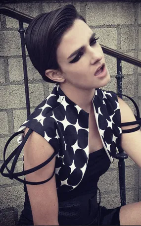 Graphic Vest With Structured Shoulders