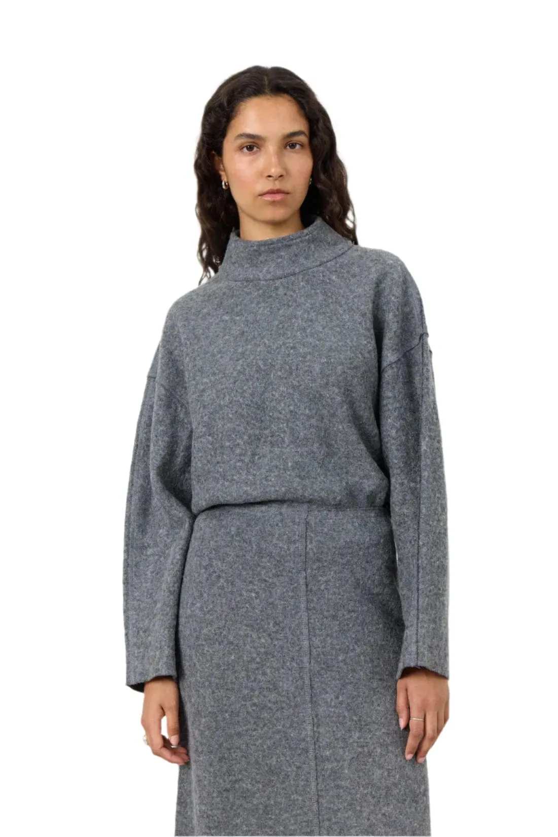 Leveté Room LR-ICON 2 Knitted Blouse in Dark Grey