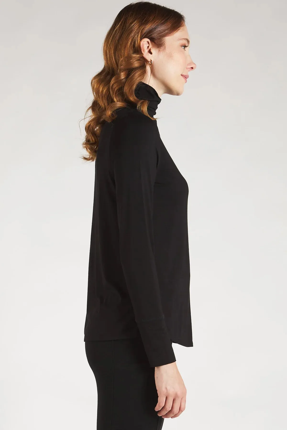 Terrera / LNBF, 586600 Dalya Funnel-Neck Bamboo, Black