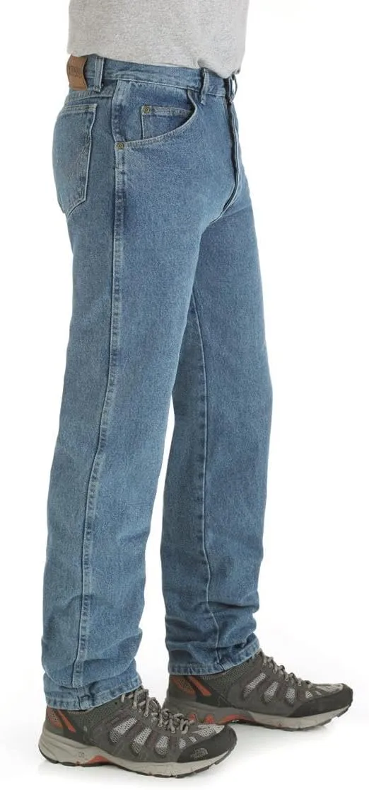 Wrangler Men's Rugged Wear Classic Fit Jeans